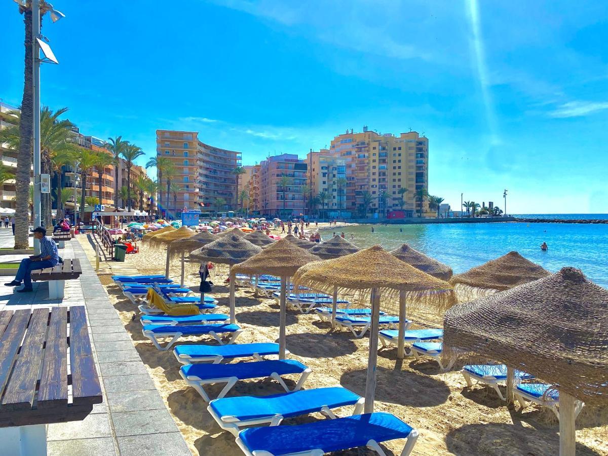 Blue House 1ª Linea Playa Apartment Torrevieja Exterior foto